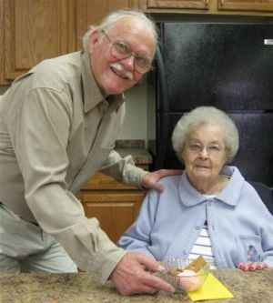 TLVH Volunteer Serving Ice Cream